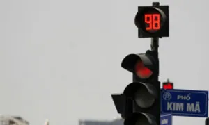 Sao nửa đêm đèn giao thông vẫn hoạt động?