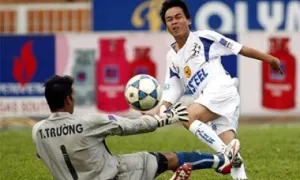 Cựu vua phá lưới V-League mất ở tuổi 55